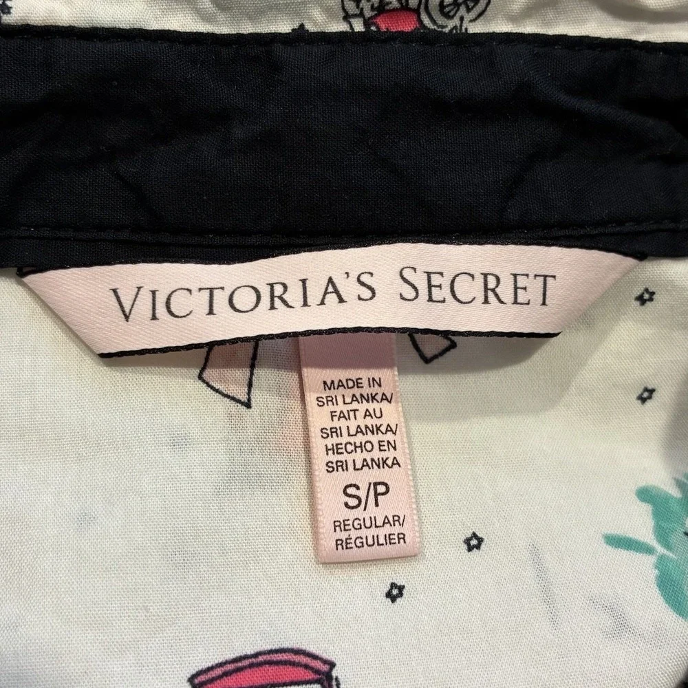 Victorias Secret London Paris Travel AOP Button Up Pajama Set Small Multicolor